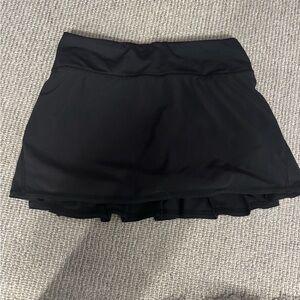 Lululemon Pace Setter Skirt Regular Size 2 Black Pleated Tennis Running Skirt